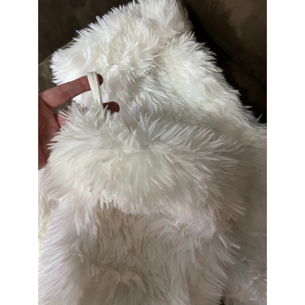 Cupcakes & Cashmere Christmas Stockings Set of 2 White Fuzzy - Picture 3 of 4
